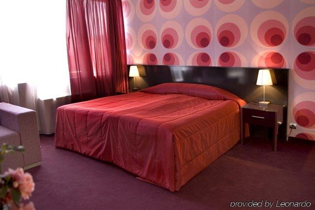Hotel Elate Plaza 3*
