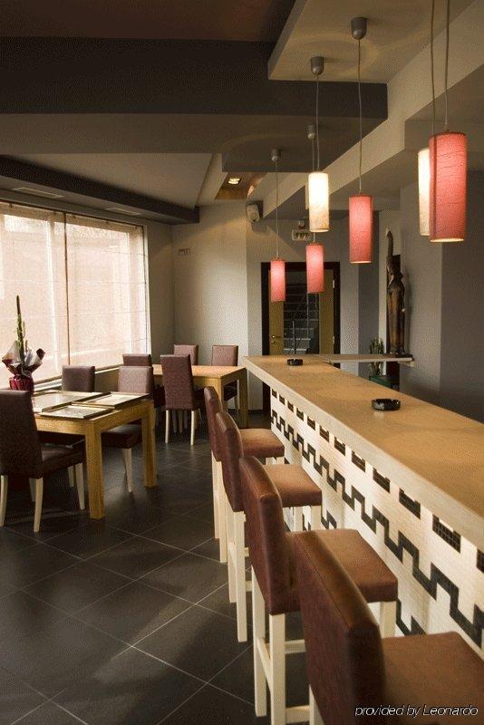 Hotel Elate Plaza 3*
